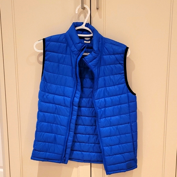 GAP quilted vest - Picture 2 of 6